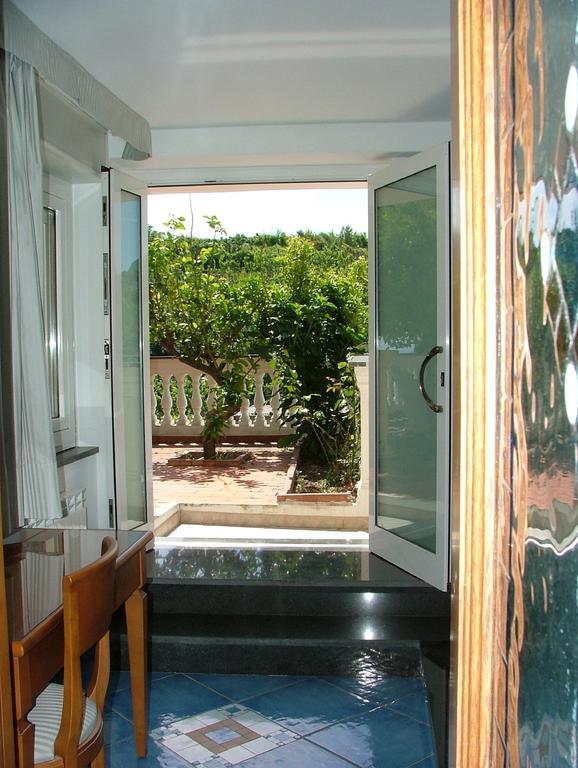 Villa Rosalia Barano dʼIschia Стая снимка